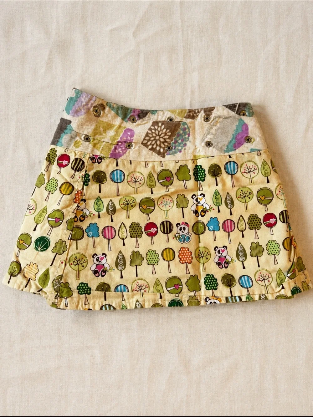 Colorful Owl & Floral Print Mini Skirt in Mint Green